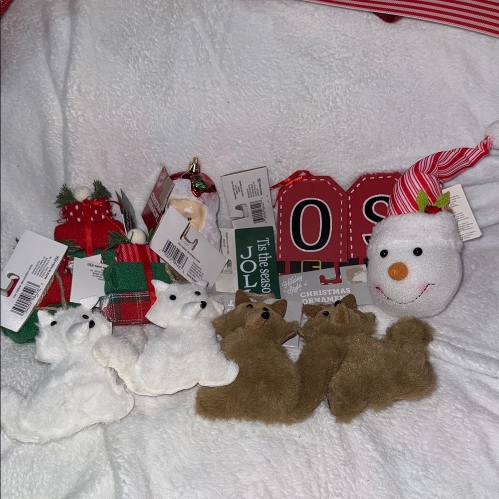 Festive Christmas Decor Set with Snowman and Animals